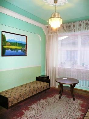 PRIE KLINIKŲ, NUOSAVAME NAME, PRIIMAMI TRYS ŽMONĖS-0