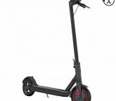 Xiaomi Mi electric scooter M365, elektrinis paspirtukas su garantija, tvarkingas, galingas, nuvažiuoja iki 30km., pasiekia iki 25km./h. Greitį, kaina 299.99e. Yra galimybė atvežti už papildomą kainą.-0