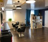 Grožio salonas Cult of Beauty siūlo darbą kirpėjui(-ai), nagų meistrei(ui)-0