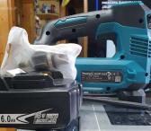 Autokompresorius Makitadmp180 su priedais-0