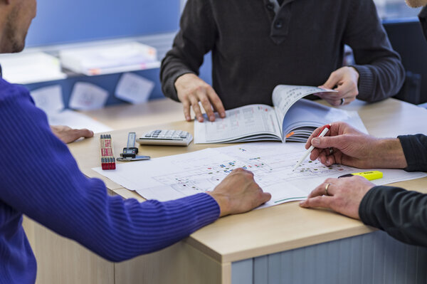 Arbeitsvorbereitung und Beratung | © RIWAG Türen AG