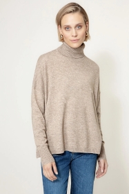 Strickkleid in Merino-Wolle,
