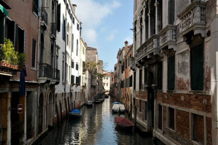 Grachtje in Venetië.