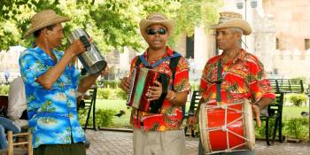 Dominicaanse Republiek Santo Domingo RonReizen muzikanten
