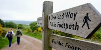 Engeland National Trails RonReizen opening Cleveland Way