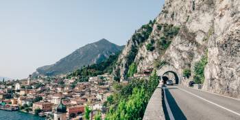 Sunny Cars advertorial RR/RTL4 2022