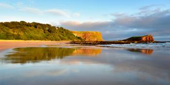 Sea cliff Beach bij East Lothian