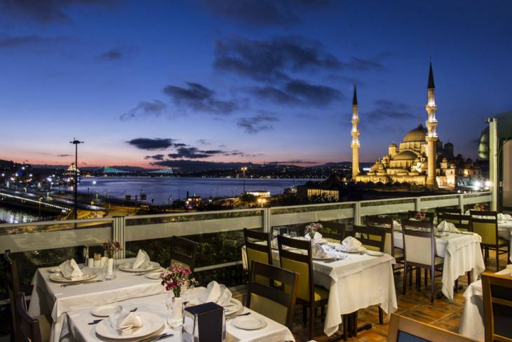 Topterras aan de Bosporus.