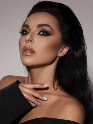 Alla Kushnir