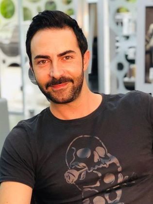 Carlos Azar