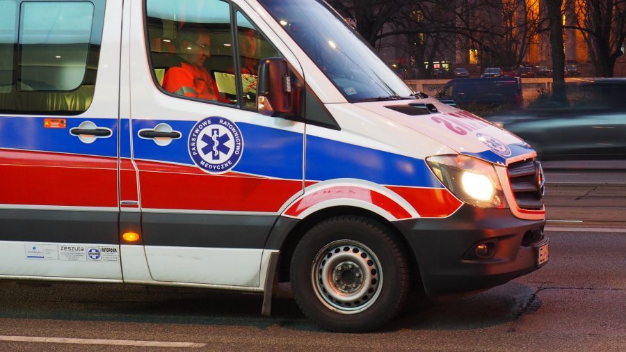 Tragedia na Saskiej Kępie. 43-latek zmarł na ulicy Lizbońskiej