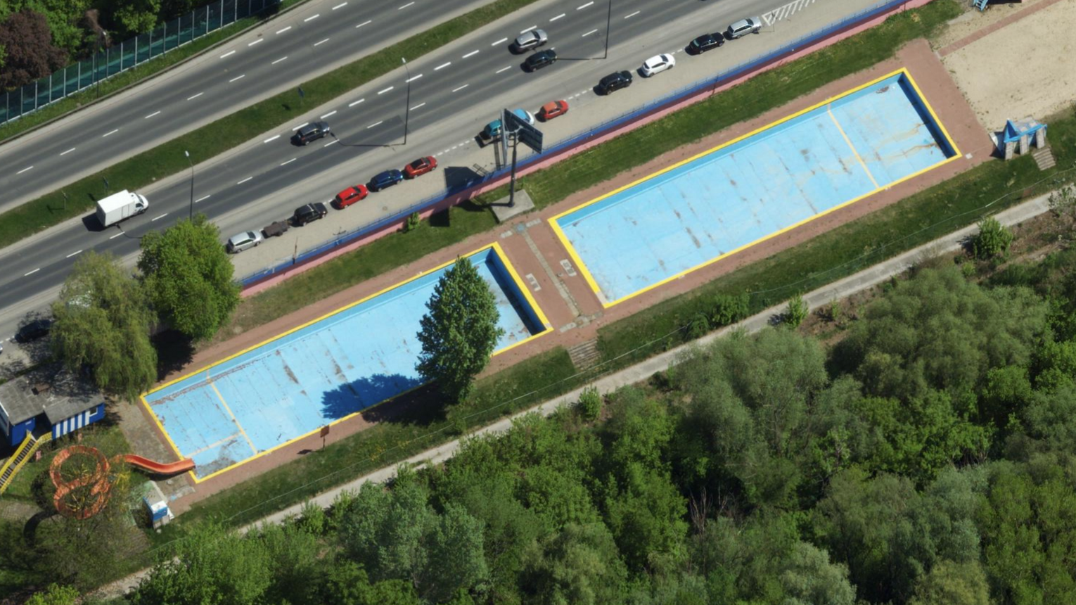 27 lat dzierżawił baseny przy Wale Miedzeszyńskim za grosze. Teraz nie chce oddać terenu