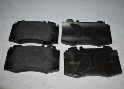 Ön disk əyləc yastığı dəsti  - Mercedes-Benz  Vito