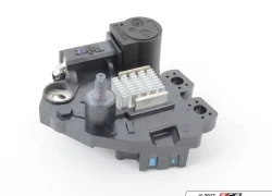 Gərginlik tənzimləyicisi  - BMW  X1