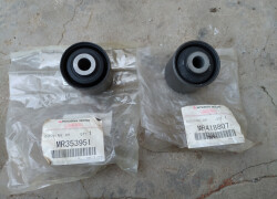 Arxa ştanqın rezin - Mitsubishi  Pajero