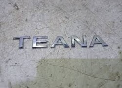 Emblem - Nissan  Teana