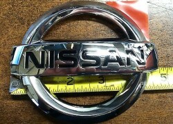 Emblem baqaj - Nissan  Murano