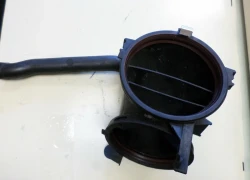 Mühərrikin hava alma şlanqının  - Mercedes-Benz  S-Class