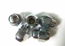 Təkər qovşağı  - Hyundai Accent