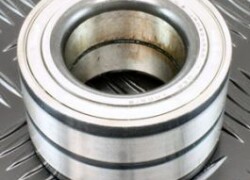 Arxa təkər rulman - Land Rover