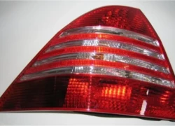 Arxa sağ arxa işıq yığımı  - Mercedes-Benz  GLA-Class