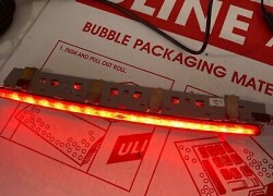 Arxa Mərkəzdə Yüksək Dayanma İşığı  - Mercedes-Benz  E-Class