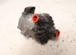 Sol Mühərrik Köməkçi Su Pompası  - BMW  X6 M