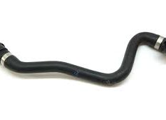 Qabaq mühərrikin soyuducu suyunun daşması şlanqı  - BMW  M6