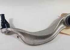 Ön Sağ Aşağı İrəli Asma İdarəetmə Qolu  - BMW  X6 M