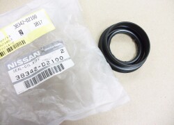 Nissan    Sentra	 - Manual Transmissiya Çıxış Şaftının Sızdırmazlığı