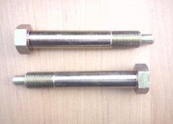 Nissan    Versa  -  Ön üst disk əyləc kaliperi