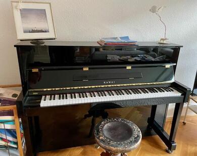 Klavier Kawei schwarz gnstig abzugeben