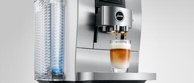 Wunderbare JURA Z10 Kaffeevollautomat  Neupreis 2.400 gekauft Oktober 2023 mit Garantie wegen zu seltener Benutzung im Zwei Personen Haushalt