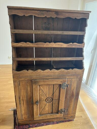 Antikes Buffet, 19 Jh., Massivholz, Landhausstil, Originalschloss und Schlssel