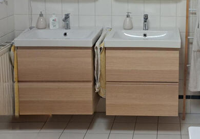 2 Waschtische komplett