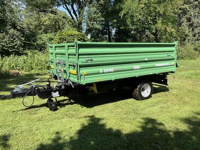 BRANTNER Einachs-Dreiseitenkipper