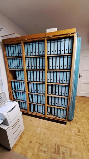 4 Aktenschrnke (alte Rollschrnke) zu verschenken