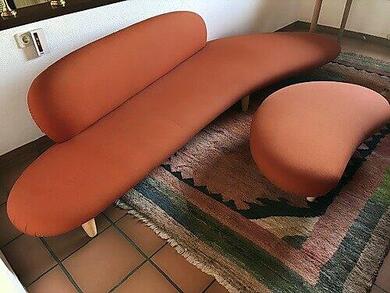 Freeform Sofa u. Ottoman