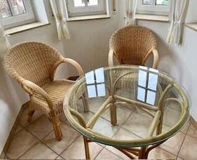 Rattantisch + 2 Rattansessel