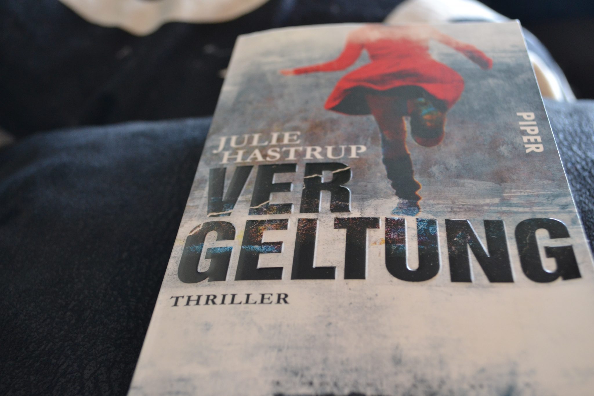 Books: Vergeltung | Julie Hastrup