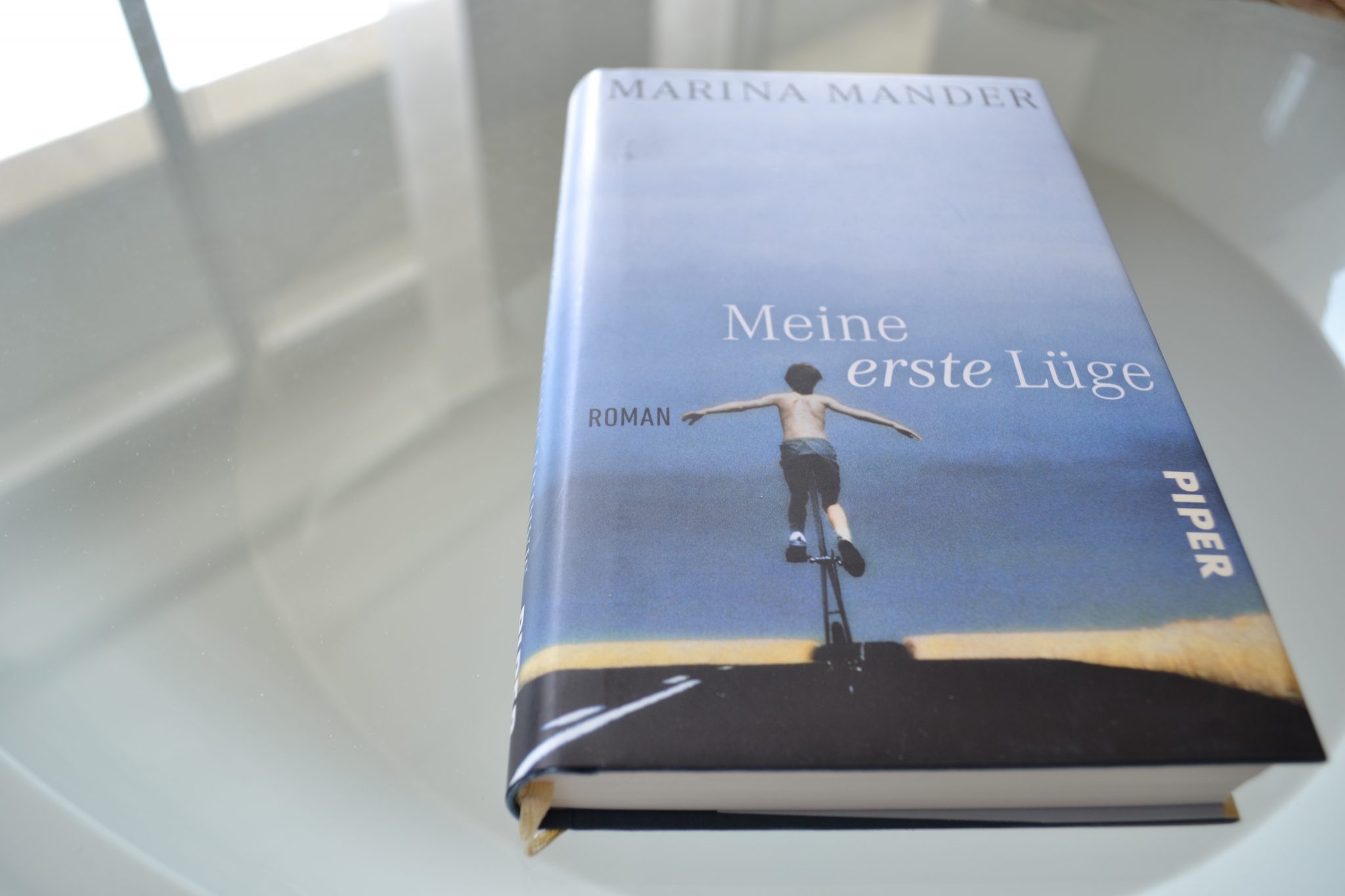 Books: Meine erste Lüge | Marina Mander