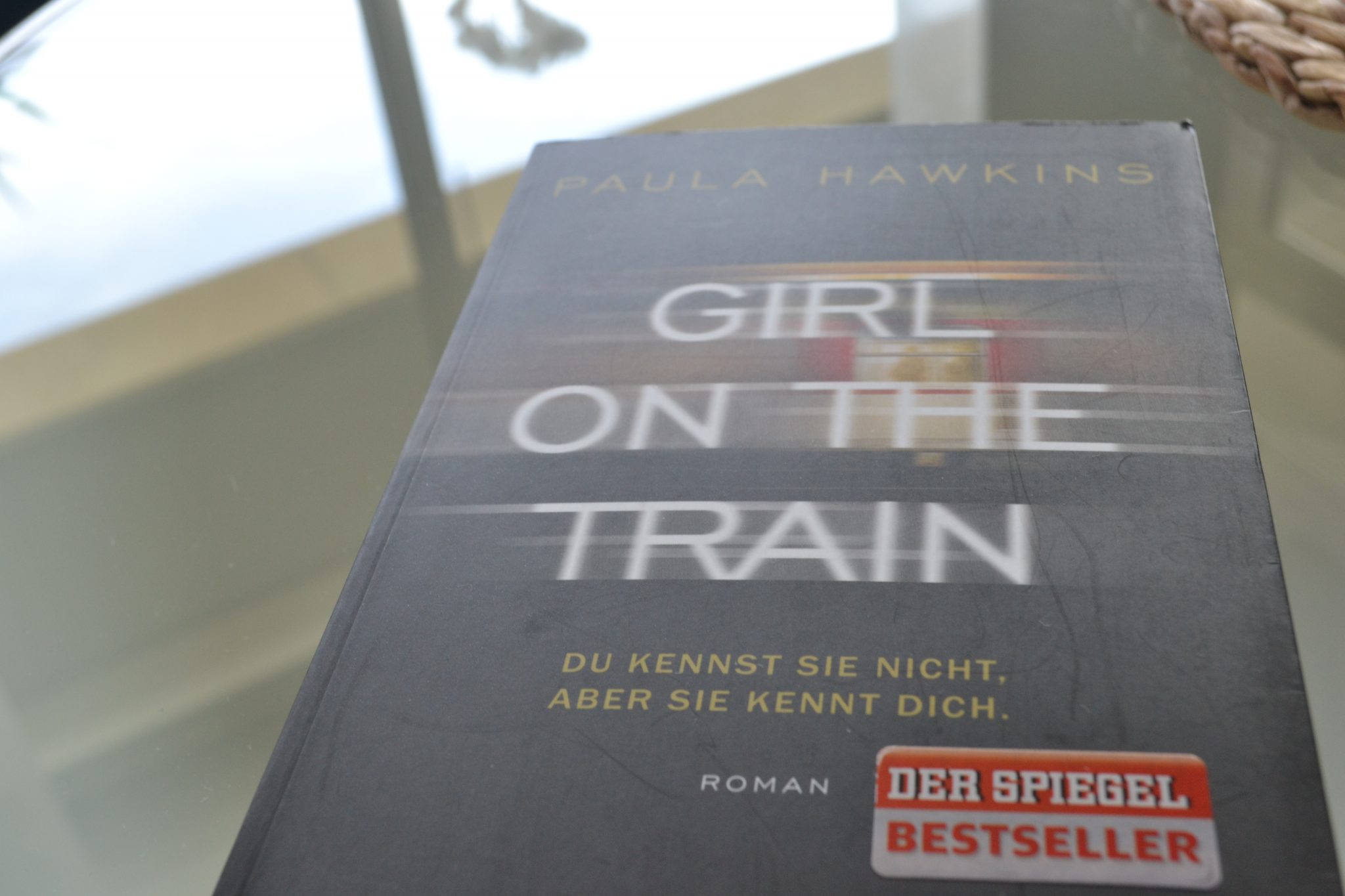 Books: Girl on the Train | Paula Hawkins