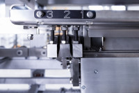Optibake: Drei elektrische Induktoren ermöglichen eine präzise Temperaturregleung jeder einzelnen Backplatte keine Gasbrenner, keine direkten CO2-Emissionen. (Bilder: Bühler)