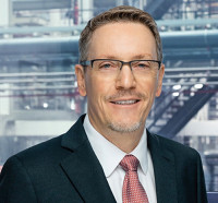 T. Seehars