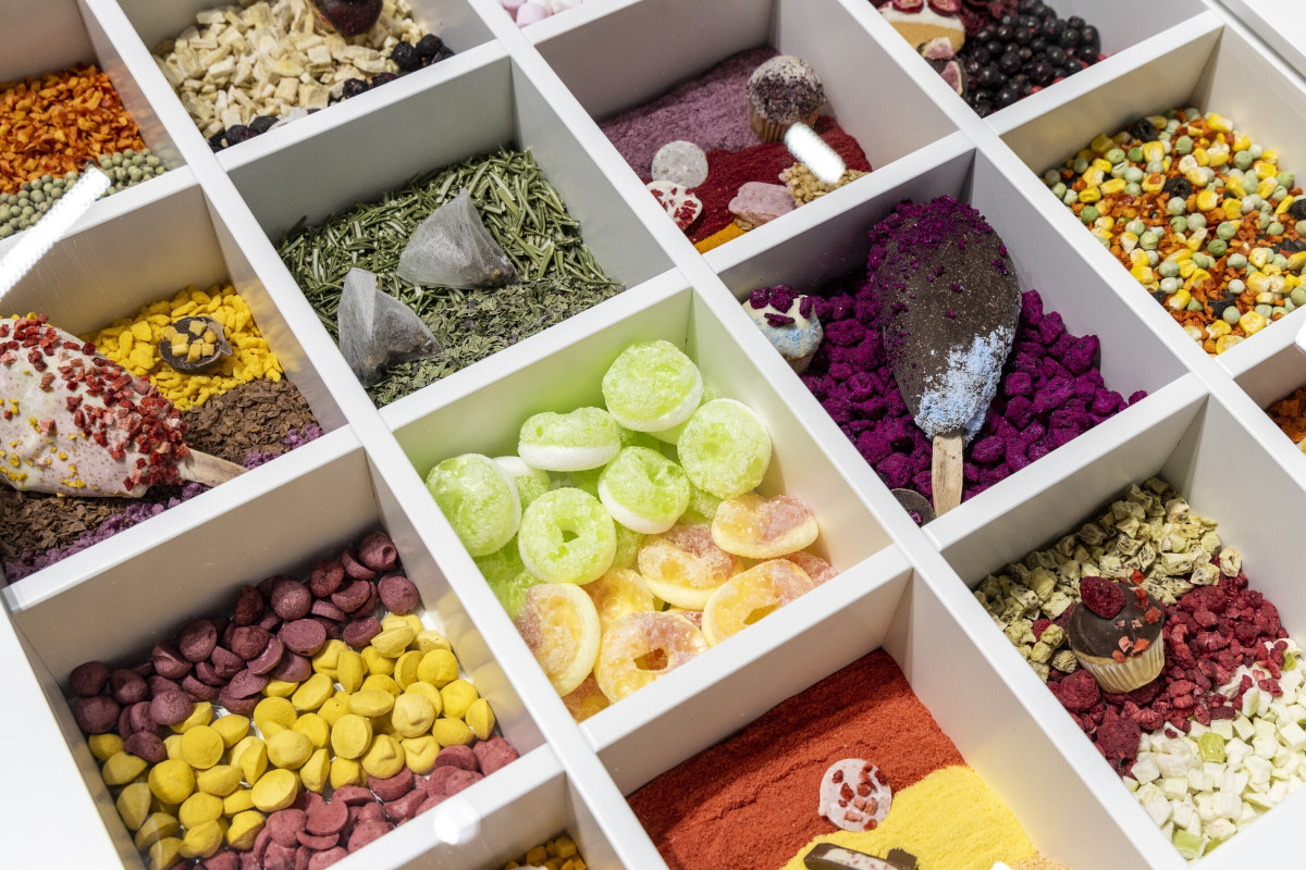 Ingredients spielen auch im Messegeschehen eine bedeutende Rolle - Detail von der ProSweets Cologne 2025. (Foto: Koelnmesse) Ingredients spielen auch im Messegeschehen eine bedeutende Rolle - Detail von der ProSweets Cologne 2025. (Foto: Koelnmesse)