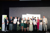 Der von Pro Carton und der European Carton Makers Association (ECMA) ausgerichtete European Carton Excellence Award gilt als die prestigeträchtigste Auszeichnung in der europäischen Branche für nachhaltige Kartonverpackungen. Er ruft Partner in der gesamten Kartonlieferkette auf, ihre innovativsten Verpackungsdesigns auf Faserbasis zu präsentieren. (Bild: Pro Carton)