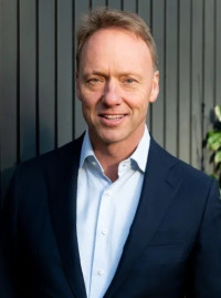 Der in Zürich ansässige Konzern rechnet für das zweite Halbjahr mit einer Erholung des Geschäfts. 