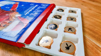 Der Playboy-Adventskalender mit umwelchtreundlichen Inlay statt Plastik. (Bild: Papacks)