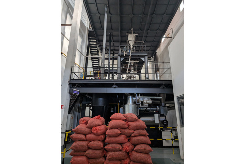 Anlage zum Verarbeiten und Rösten des Rohkakaos bei der Chocolaterie Robert (Foto:
© Chocolaterie Robert)