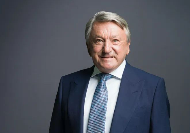Ernst Tanner, Executive Chairman of the Board of Directors: “Even in challenging times characterized by inflation and cost pressure, the Lindt & Sprüngli Group is very well positioned“ (Image: Lindt &Sprüngli) Ernst Tanner, Executive Chairman of the Board of Directors: “Even in challenging times characterized by inflation and cost pressure, the Lindt & Sprüngli Group is very well positioned“ (Image: Lindt &Sprüngli)